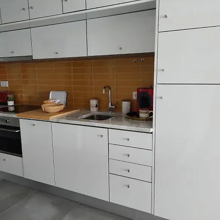 Acqua Marine Apartment *